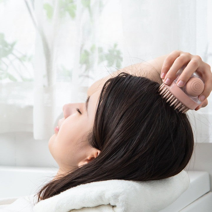 ScalpRelax™ | Haar-Massagegerät mit Shampoo-Spender-Bürste